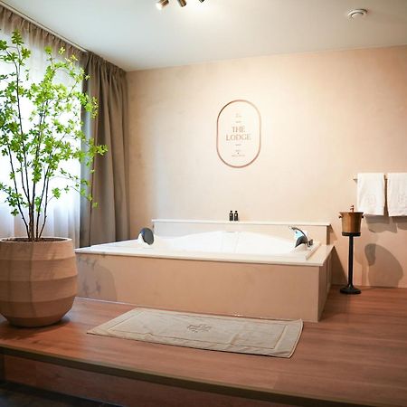 The Lodge Bed & Wellness Oisterwijk Sauna, Jacuzzi, Luxury Moergestel Bagian luar foto